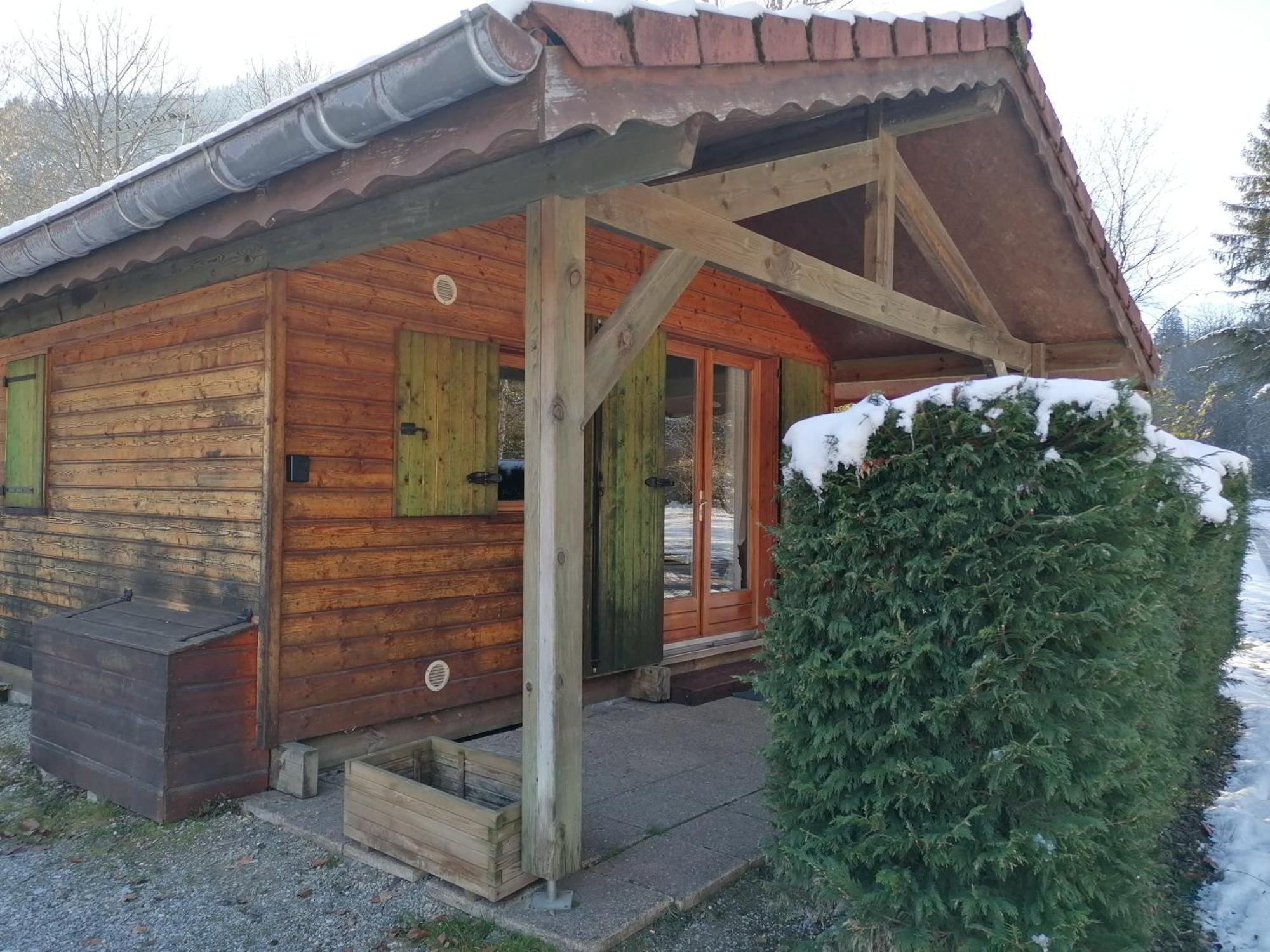 Camping Le Trejeux - Petit Chalet Thônes Exterior foto